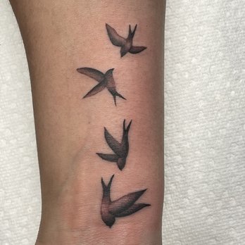Signature Tattoo - Tattoo Near Me - Ferndale, Michigan
