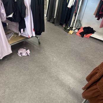 Target - Women's clothes - Department Stores Near Me - Munster, Indiana