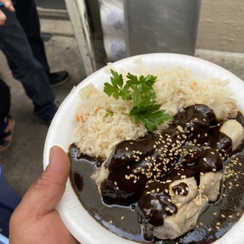 Hernandez Catering - Caterers Near Me Hernandez Catering - Caterers Near Me