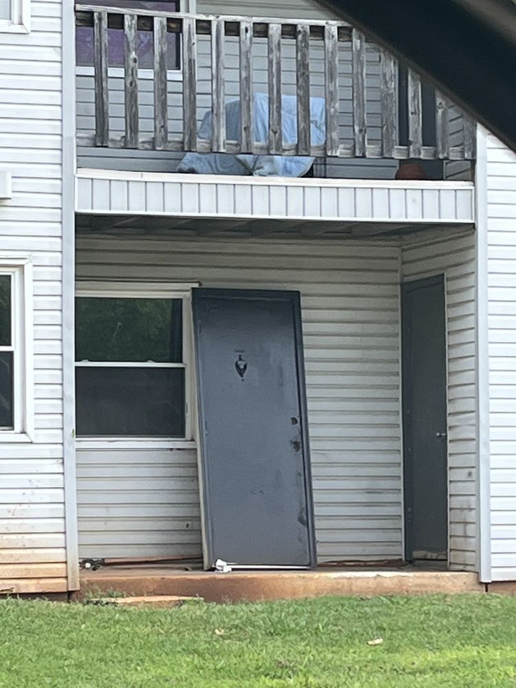 THE SUTTON APARTMENTS Updated October 2024 20 Photos 190 Shelton