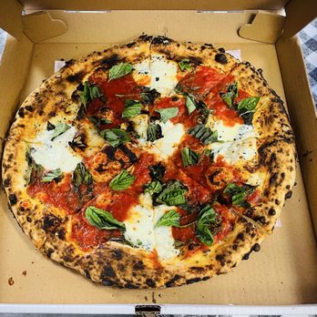 Pizza Cafe LA - 16" Margherita Neapolitan - very good - Pizza Near Me - Los Angeles, California