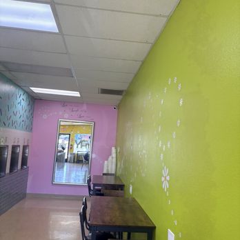 Yaya Yogurt - Inside - Ice Cream & Frozen Yogurt Near Me - Valley Springs, California Yaya Yogurt - Inside - Ice Cream & Frozen Yogurt Near Me - Valley Springs, California