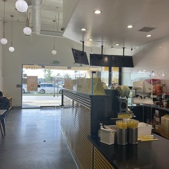 Sunright Tea Studio - Bubble Tea Near Me - Garden Grove, California