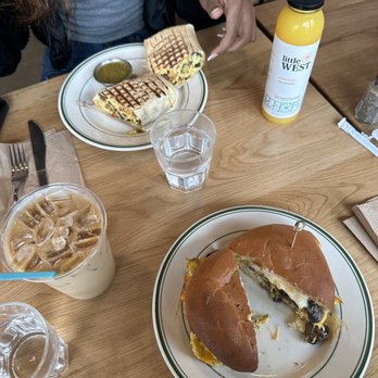 Breakaway Cafe - Breakfast burrito, breakfast Sammy, latte, and OJ! - Cafes Near Me - Culver City, California Breakaway Cafe - Breakfast burrito, breakfast Sammy, latte, and OJ! - Cafes Near Me - Culver City, California