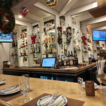 Kellari Taverna - Greek Near Me - New York, New York