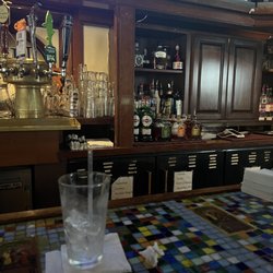 Silky's Pub - Inside at the bar