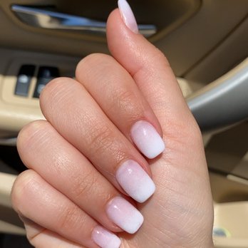 Qtie nails - Ombré SNS - Nail Salons Near Me - Sherman Oaks, California