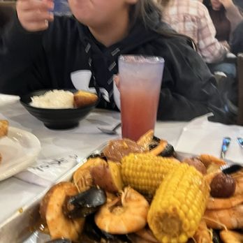 Craving Crab Haus - Food - Cajun/Creole Near Me - Riverside, California