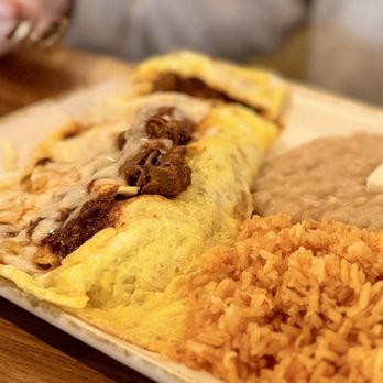 La Vero’s - Birria Omlette - Mexican Near Me - Oxnard, California La Vero’s - Birria Omlette - Mexican Near Me - Oxnard, California