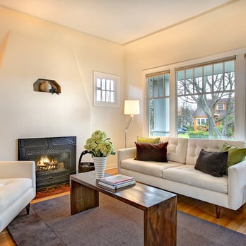 Seattle Home Photography - Bungalow Living Room - Photographers Near Me - Seattle, Washington Seattle Home Photography - Bungalow Living Room - Photographers Near Me - Seattle, Washington