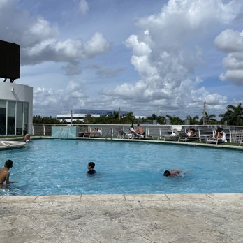 Nuvo Suites Hotel - Hotels Near Me - Miami, Florida