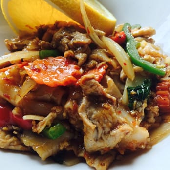 Bangkok Boulevard - Thai Near Me - Hamden, Connecticut