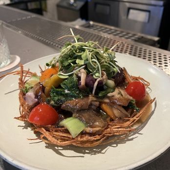 Lineage - Lapa'au Oyster Mushroom & Vegetable "Birds Nest" - Asian Fusion Near Me - Wailea, Hawaii Lineage - Lapa'au Oyster Mushroom & Vegetable "Birds Nest" - Asian Fusion Near Me - Wailea, Hawaii