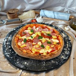 La Pizza - Hawaiian