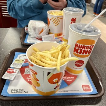 Burger King - Tripple Wopper Menü - Fast Food Near Me - Antalya, 07 Burger King - Tripple Wopper Menü - Fast Food Near Me - Antalya, 07