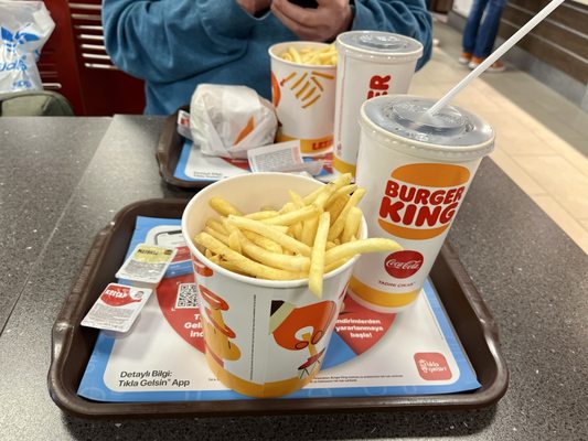 Laptop friendly cafe