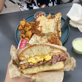 Burnt Crumbs - Pastrami hash breakfast sandwich and carne asada quesadillas - New American Near Me - Irvine, California Burnt Crumbs - Pastrami hash breakfast sandwich and carne asada quesadillas - New American Near Me - Irvine, California