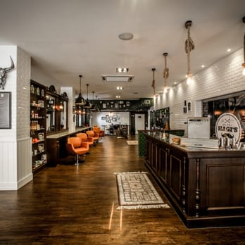 Hagi's Barber Shop • Stadtmitte - Interior Design x Seaver Rada - Barbers Near Me - Dusseldorf, NW Hagi's Barber Shop • Stadtmitte - Interior Design x Seaver Rada - Barbers Near Me - Dusseldorf, NW