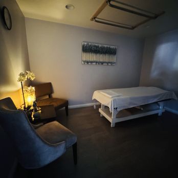 Pure Harmony Massage - Relax * Restore * Balance
A Space for Your Wellness
Where Body & Mind Align
Pure Touch. True Relaxation.
Costa Mesa, CA - Massage Therapy Near Me - Costa Mesa, California Pure Harmony Massage - Relax * Restore * Balance
A Space for Your Wellness
Where Body & Mind Align
Pure Touch. True Relaxation.
Costa Mesa, CA - Massage Therapy Near Me - Costa Mesa, California