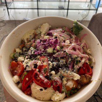 CAVA - Super Green mix with lentils and grilled chicken - Mediterranean Near Me - San Diego, California CAVA - Super Green mix with lentils and grilled chicken - Mediterranean Near Me - San Diego, California