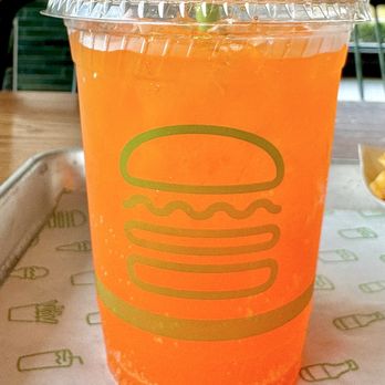 Shake Shack Alderwood - Fast Food Near Me - Lynnwood, Washington Shake Shack Alderwood - Fast Food Near Me - Lynnwood, Washington