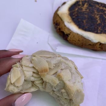 Haute Sweets Hillcrest Village - Desserts Near Me - Dallas, Texas