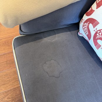 Dunraven Arms Hotel - You tell me what that stain is - Hotels Near Me - Adare, LK