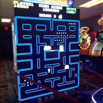 Harley's Valley Bowl - Huge Pac Man! - Bowling Near Me - Simi Valley, California