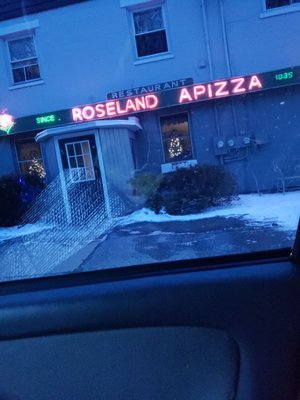 Roseland Apizza Takeout & Delivery 106 Photos & 239 Reviews Pizza