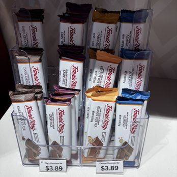 Fannie May - Chocolatiers & Shops Near Me - Chicago, Illinois
