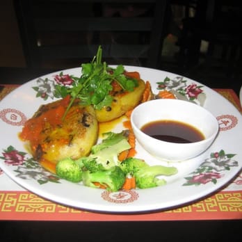 A Dong Restaurant - stuffed potato - Vegetarian Near Me - Des Moines, Iowa A Dong Restaurant - stuffed potato - Vegetarian Near Me - Des Moines, Iowa