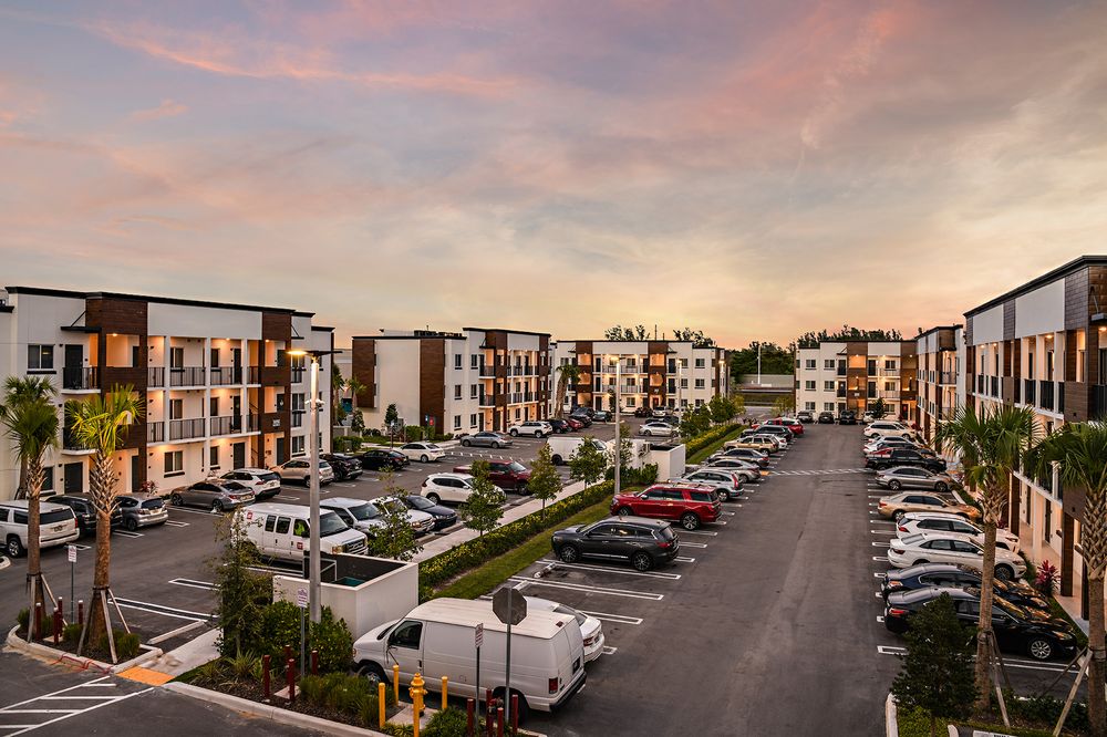 LUCIDA APARTMENTS Updated June 2024 24 Photos 15800 NW 77th Ct