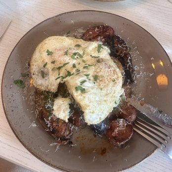 Jay Luigi - Pizza Near Me - Tampa, Florida