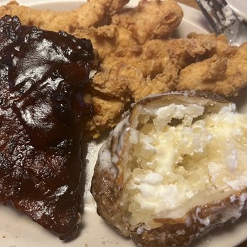 Texas Roadhouse - Rib and chicken critters combo - American Near Me - Reno, Nevada