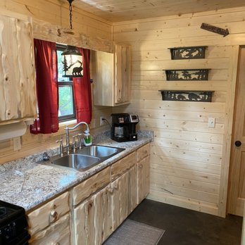 Old Arrow Resort - Big Bear cabin - Vacation Rentals Near Me - Hayward, Wisconsin Old Arrow Resort - Big Bear cabin - Vacation Rentals Near Me - Hayward, Wisconsin
