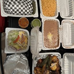 Pollo Entero Regular, Rice & Beans, Side Salad, Torta Pollo Entero Regular, Rice & Beans, Side Salad, Torta