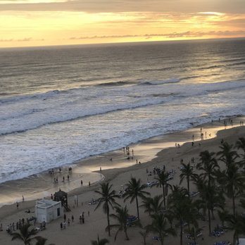 Hotel Riu Emerald Bay - Hotels Near Me - Mazatlán, SIN