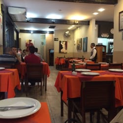 Restaurante Casa dos Contos - Vim almoçar, mas ainda não como mas já estou decepcionado por não ter Wi-Fi. Que tipo de restaurante não tem Wi-Fi hoje em dia?