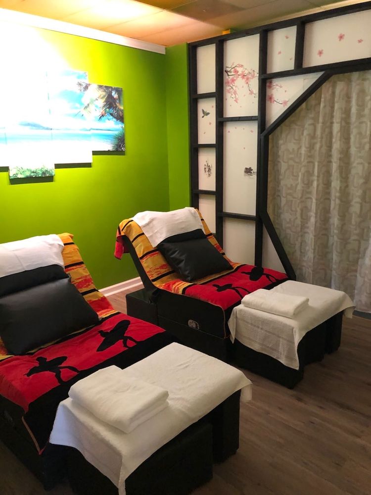 BEST FOOT SPA Updated August 2024 10 Photos 4035 E Ave