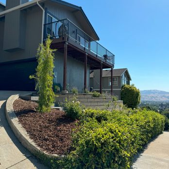 Ponce Landscaping and Construction - Built new deck, retaining wall - Irrigation Near Me Ponce Landscaping and Construction - Built new deck, retaining wall - Irrigation Near Me