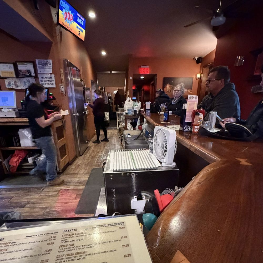 White's Streetside Tavern - Bar area - Pubs Near Me - Montrose, Michigan White's Streetside Tavern - Bar area - Pubs Near Me - Montrose, Michigan