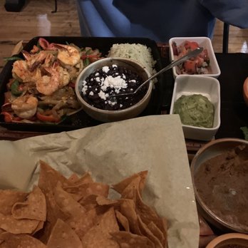 Taco Rosa - Shrimp fajitas and the carnita plate were excellent! Definitely will be back again! Great service and hospitality was 5 stars! - Mexican Near Me - Irvine, California Taco Rosa - Shrimp fajitas and the carnita plate were excellent! Definitely will be back again! Great service and hospitality was 5 stars! - Mexican Near Me - Irvine, California