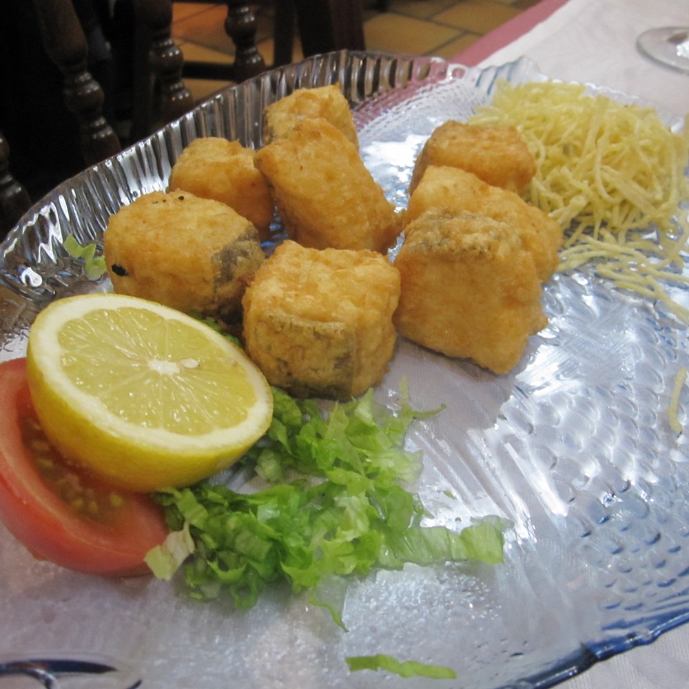 El Ñeru - Fried cod fritters - Spanish Near Me - Madrid, M
