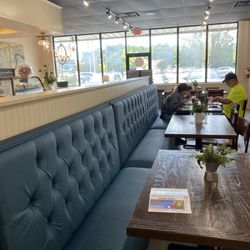 PJ's Coffee - Dining area