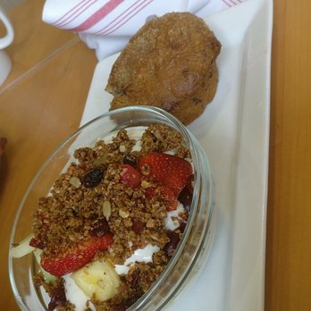 First Watch - sunrise granola - Breakfast & Brunch Near Me - John's Creek, Georgia