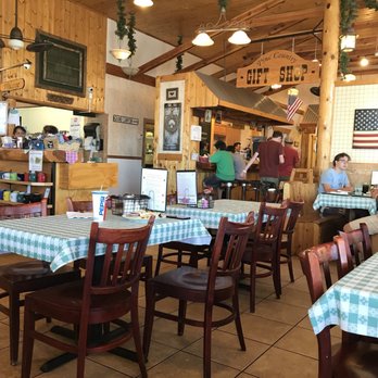 Pine Country Restaurant - Restaurant - Breakfast & Brunch Near Me - Williams, Arizona