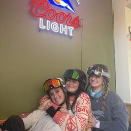 This is a photo of me and my 2 friends so u know that we are cute and trustworthy of this review
