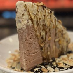 Green Hills Grille - Heath Bar Crunch Pie