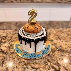 Pretty Tasty Cupcakes - Cookie Dough Smash Cake