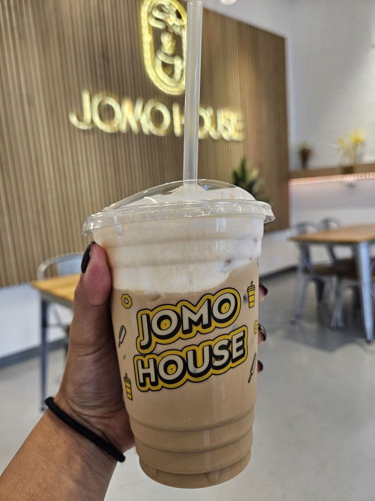 Jomo House
